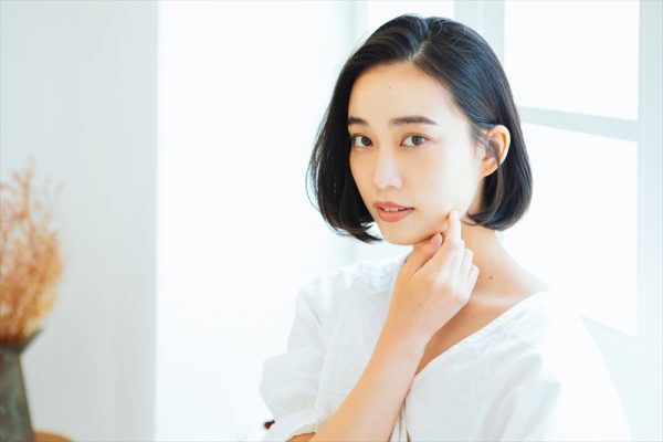 ボブヘアの女性